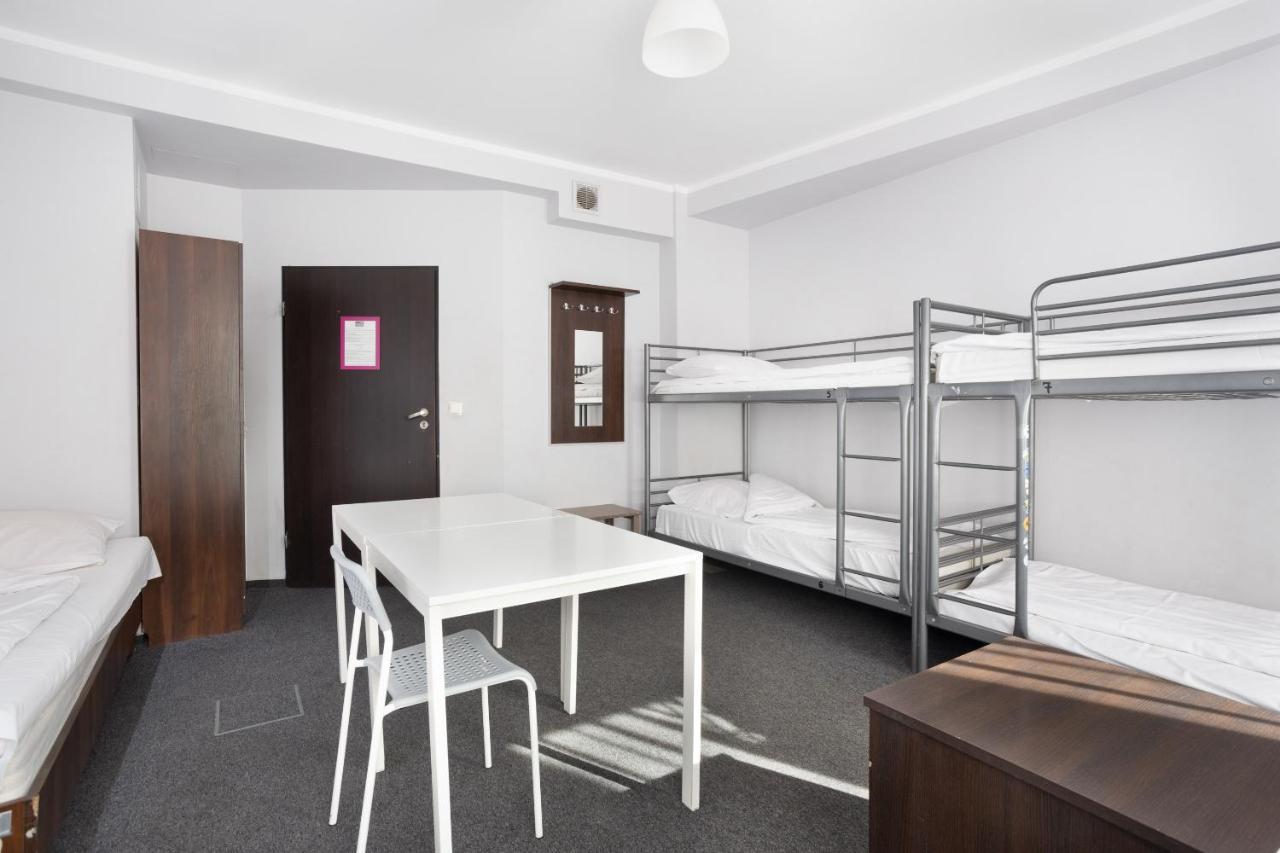 Shick Hostel Wrocław Eksteriør bilde